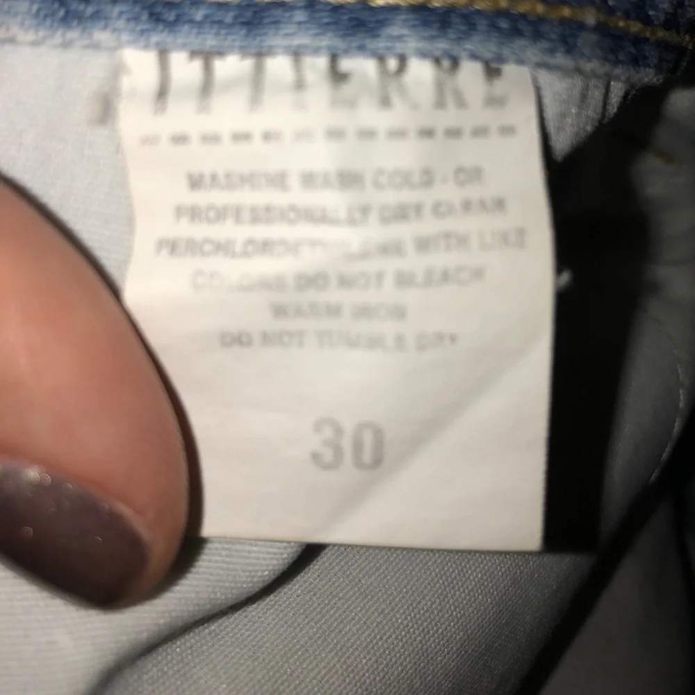 D&G mini jean skirt!​